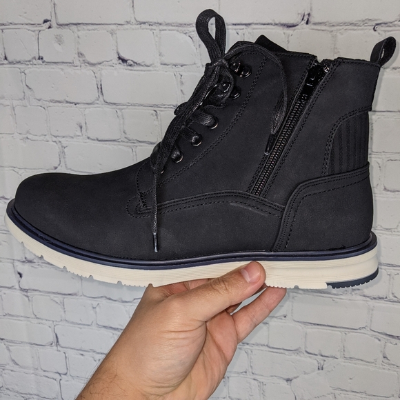 MADDEN Hiking Boots - Picture 2 of 5